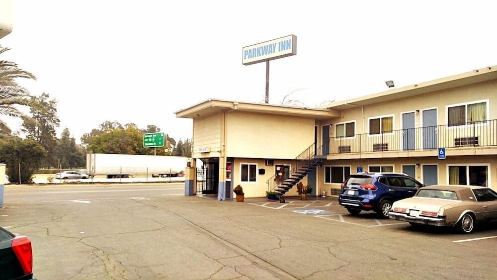Parkway Inn Fresno Exteriér fotografie