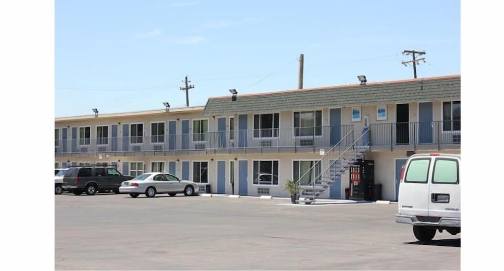 Parkway Inn Fresno Exteriér fotografie