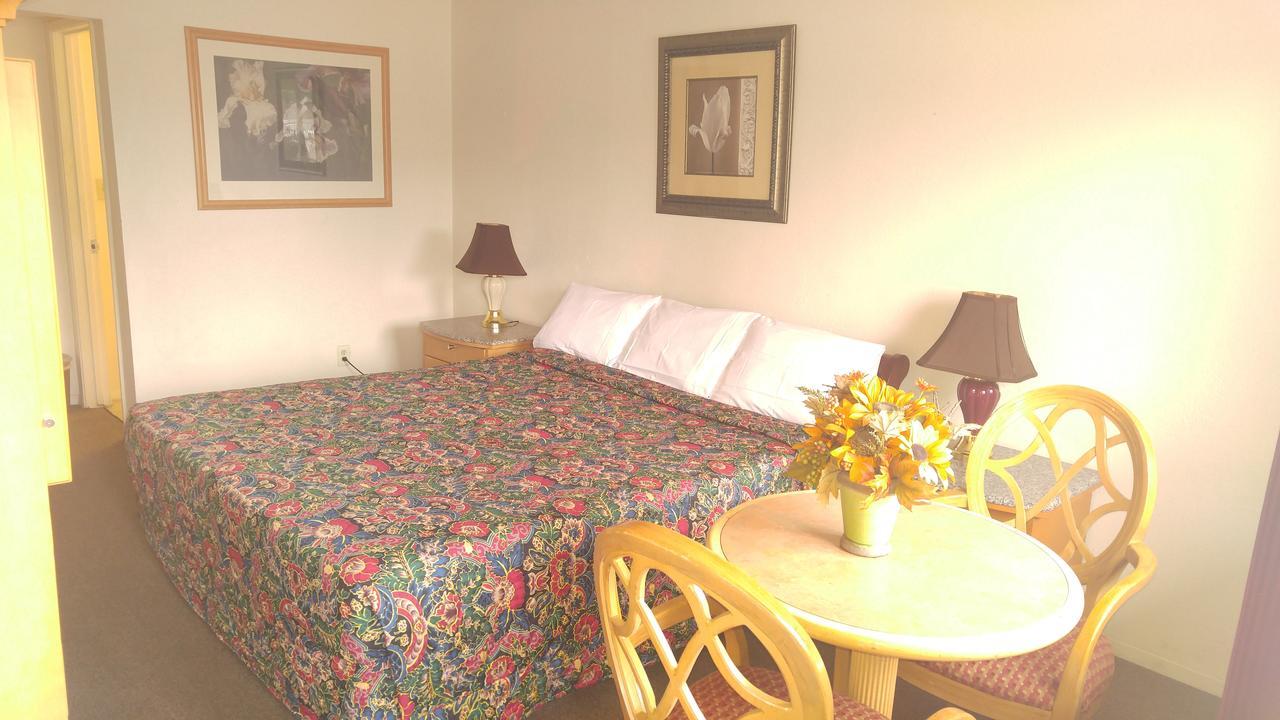 Parkway Inn Fresno Exteriér fotografie